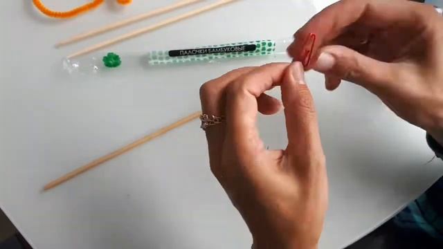 How To Make A Pipe Cleaner Fish.  / Как сделать рыбку из синельной пушистой проволоки.