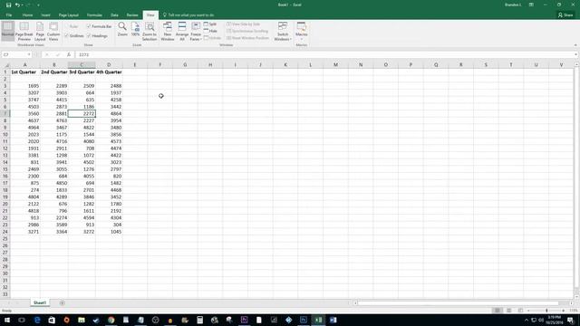 Excel 2016 : How to Freeze a Row смотреть онлайн