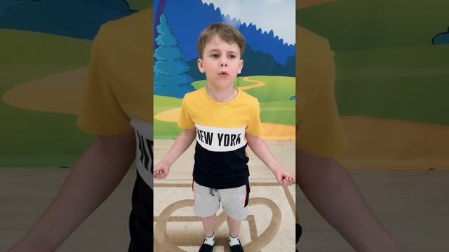 Стих "Красивая девочка",, читает Кулагин Филипп-6 лет. Д/С " Островок" 05.06.2020. смотреть онлайн