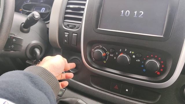 Renault Trafic 2015г. 1,6л турбодизель 85квт! смотреть онлайн
