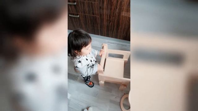 Как научить 1,5 годовалого ребёнка самостоятельно кушать и накрывать себе на стол смотреть онлайн