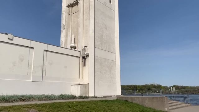 My first time visiting Montreal was incredible! (Part 1) смотреть онлайн