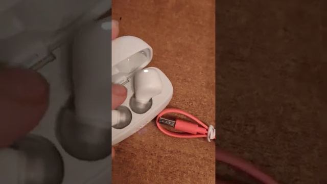 наушники JBL tune 215 tws белые смотреть онлайн