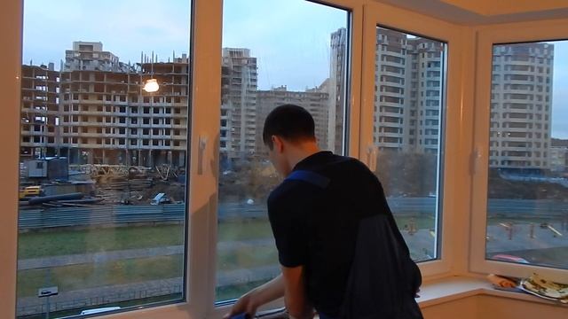 Мытьё окон клининговой компанией смотреть онлайн