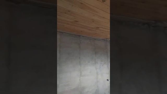Монтаж новой проводки по потолку в гофре. 2-ой этаж коттеджа. смотреть онлайн