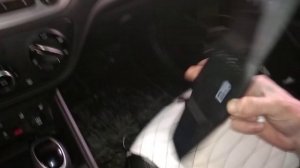 Солярис-2,как снять боковую пластиковую стойку в салоне