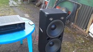 Сравнение колонки 215 и двух 12 дюймовых эстрадных.