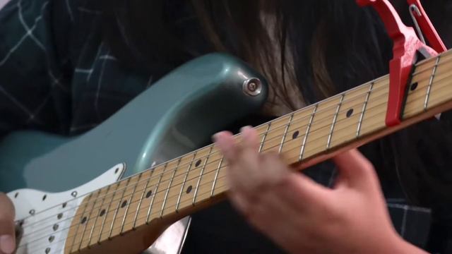 I Wanna Dance With Somebody - Whitney Houston (Guitar Loop Cover) смотреть онлайн