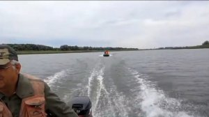 Тест драйв лодки АКВА 3200СК с мотором NM 9.8 в Астрахани.
