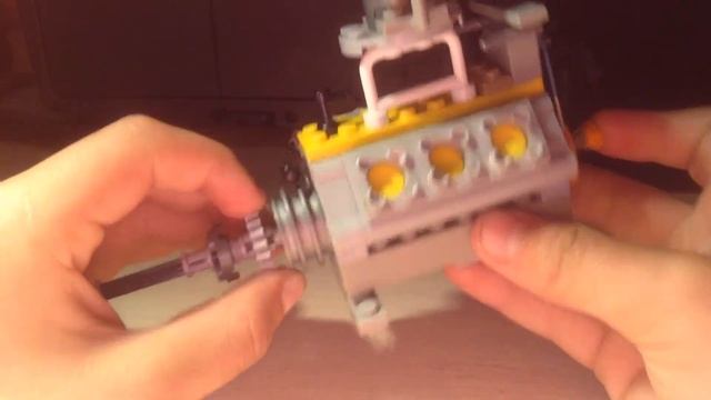Обзор самоделки двигателя из Лего техник смотреть онлайн