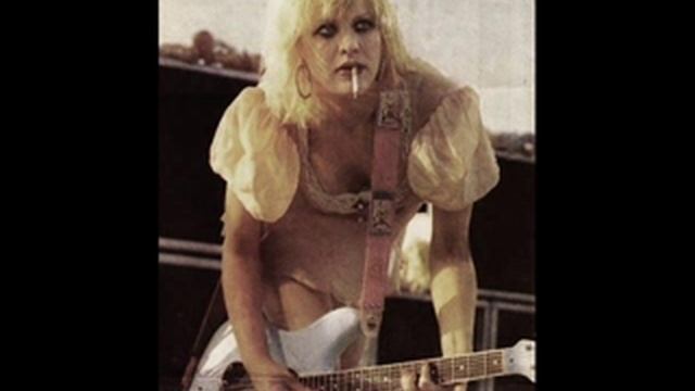 Courtney Love - Zeplin Song смотреть онлайн