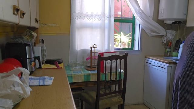 что у нас на обед // не могла бросить его одного от души поел дедушка. смотреть онлайн