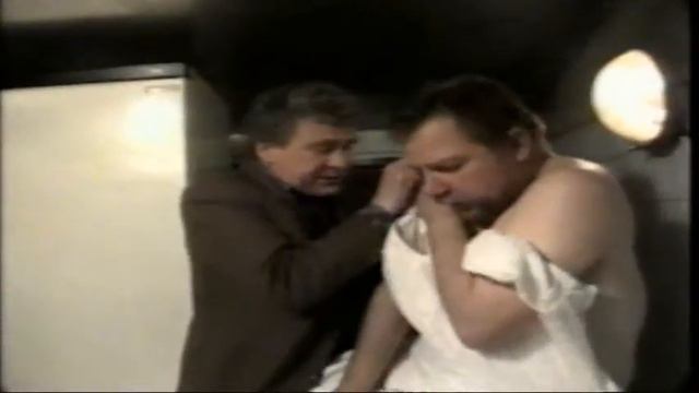 5БВ Ты глаза-то протри. Хватит пить-то! Где пять бутылок? смотреть онлайн