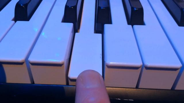 Korg Kronos LS Faulty Key смотреть онлайн
