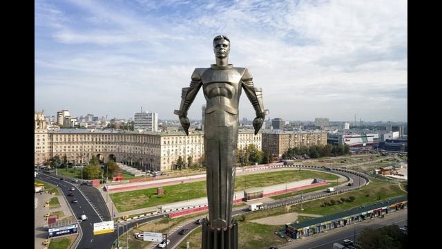 Памятники Гагарину смотреть онлайн