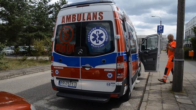 Oficjalne Przekazanie Nowej Karetki P0101 Dla Szpitala Specjalistycznego W Pile