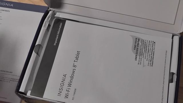 Unboxing: Insignia 8" Flex Windows Tablet (16GB) смотреть онлайн