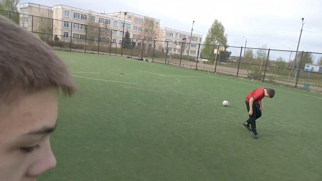 Попади в ворота с 80 метров или страдай | Футболььный ЧЕЛЛЕНДЖ смотреть онлайн