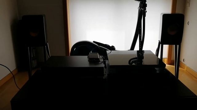 Kef ls50 with Devialet 120 with SAM смотреть онлайн