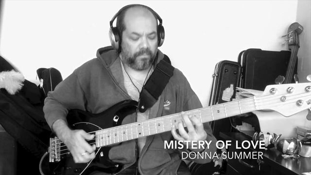 Mistery of love Bass Cover смотреть онлайн