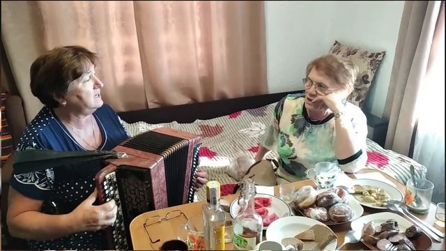 Приїхали в село Середній Березів. Зайшли в гості до сестри. Заспівали смотреть онлайн