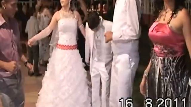 ♫♥{Сватбата на Милен и Стиляна}♥♫ (орк. Oрлин бенд) смотреть онлайн