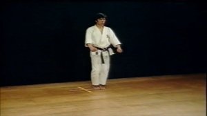 Kata Unsu - Karate Shotokan - Hirokazu Kanazawa