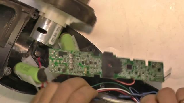 Беспроводный пылесос Electrolux замена литиевых аккумуляторов смотреть онлайн