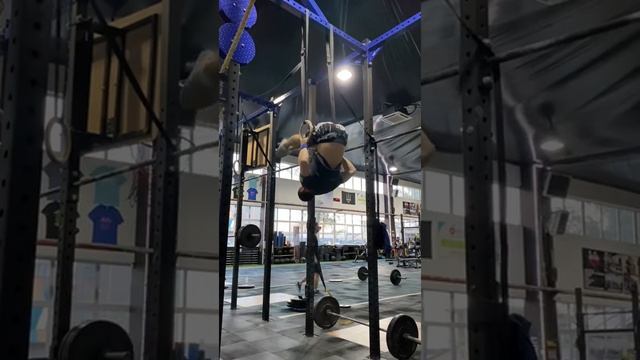 Кувырок вперёд на кольцах. Front rings roll. Выход на кольца. Строгий выход на кольцах. смотреть онлайн