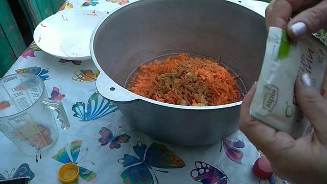 салат из кабачков на зиму пальчики оближешь. острый. смотреть онлайн