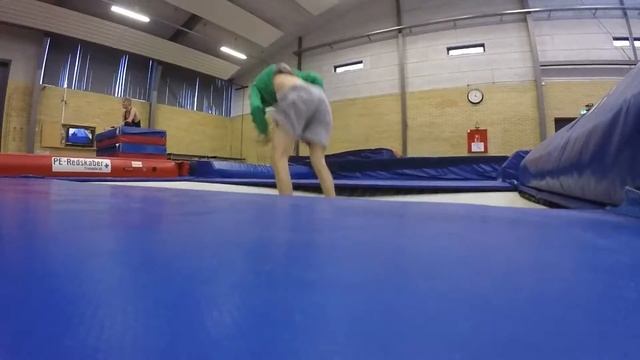 LAD's Freerun" - Alone in sportscenter 2016 смотреть онлайн