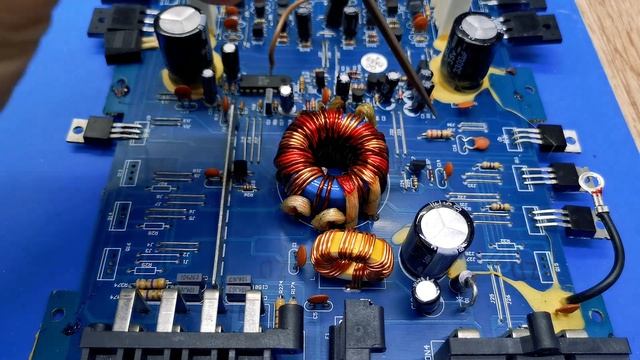 MAGNAT EDITION Century Color 4000 | сгорели ключи инвертора питания смотреть онлайн