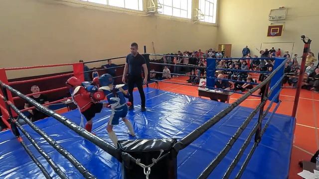 Хамидуллин Радмир (красный) БЕЛЫЙ БАРС VS Логинов Максим (синий) БОЕЦ смотреть онлайн