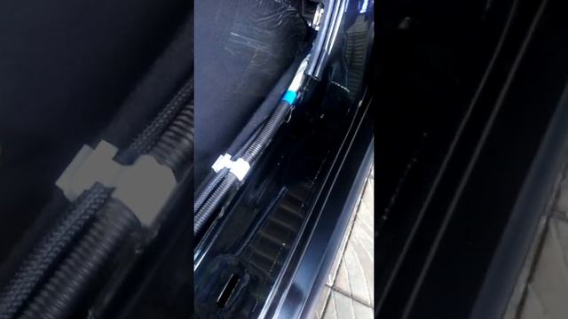 Установка силового кабеля для усилителя на Toyota avensis T25 смотреть онлайн