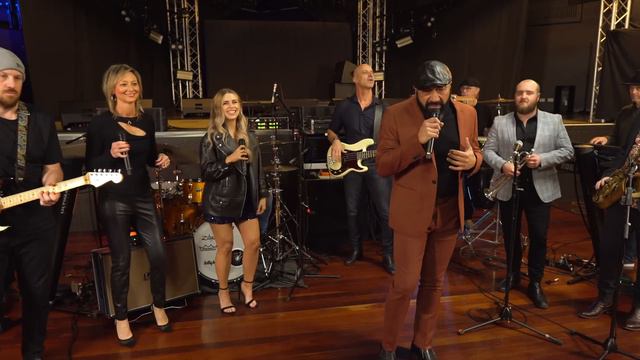 'Can’t Get Enough Of Your Love' (BARRY WHITE) Cover by The HSCC смотреть онлайн