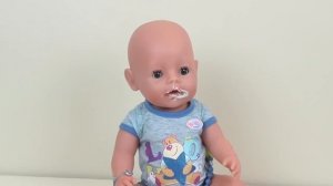 Дочки-Матери с куклой. Baby Born кушает детский йогуртик, какает на горшок. Игрушки для девочек.