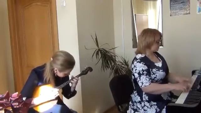Вероника Апатова домра, Елена Красноперова фортепиано смотреть онлайн