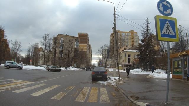 Поездка по городу Королёв. Улицы Подмосковья. Февраль 2023 смотреть онлайн