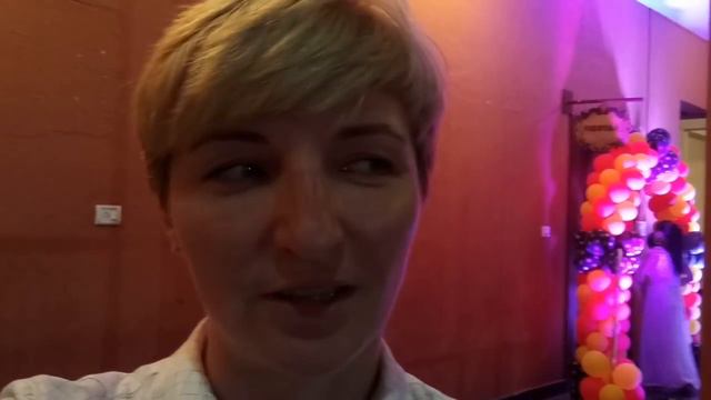 Индо - русская семья в Гоа. Влог 71. Третий вопрос. Футбол у Авива. Отдыхаем в бюассейне. смотреть онлайн