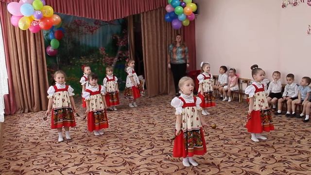 Ложкари ,композиция "Оладушки для бабушки" смотреть онлайн