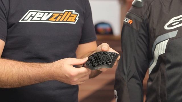 Alpinestars T-GP Plus R v3 Jacket Review смотреть онлайн