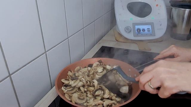 Грибы в чесночном соусе Термомикс ТМ5 /ТМ31 смотреть онлайн