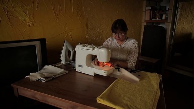 Декоративная наволочка “с ушками“ на подушку своими руками (как сшить подушку - мастер класс). смотреть онлайн