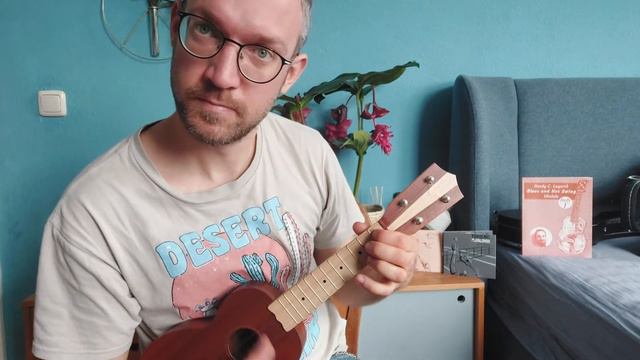 Comparison: 3 Brüko Soprano Ukuleles (Sopranklassiker) Mahagony, Maple, 3/4 sides смотреть онлайн