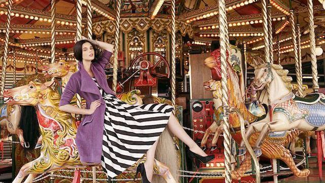 На карусели (Георгий Нуруллин) смотреть онлайн