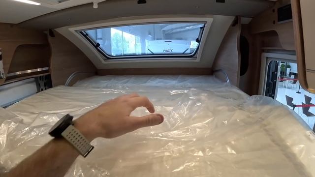 KNAUS TOURER VAN ?✅ La REVOLUCIÓN del mundo camper : GARAJE ,BAÑO COMPLETO Y 4 PLAZAS en 6 METROS смотреть онлайн