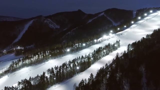 Фанпарк Бобровый лог. Аэросъемка. День/Ночь. Красноярск смотреть онлайн