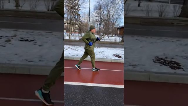 Соловьев на пробежке смотреть онлайн