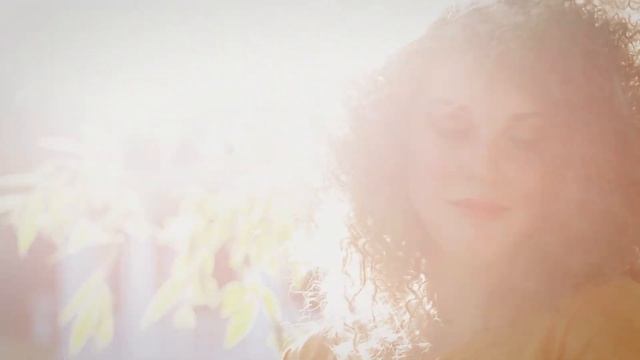 Модельное видео, лето в парке - Лилия смотреть онлайн