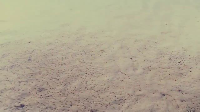 Динка купается на речке смотреть онлайн